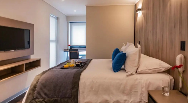 Двухместный номер Standard Hotel H9