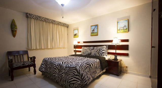 Ideal Villa Hotel, Prenota Hotel Delmas 