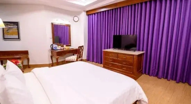 Люкс Hotel One Sargodha
