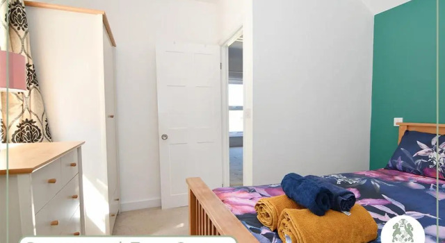 Town Centre House for 6 Guests, Забронировать Отель Борнмут Дорсет, рядом с Пирс Борнмута