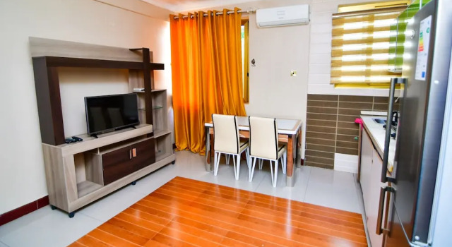 Regency Apartment, Buchen Sie Ferienwohnung Hotels in Daressalam mit Parkplatz, Parkplätze