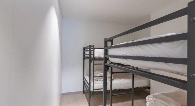 Luxurious Apartment With Stunning sea View, Prenota Appartamento Hotel a Flanders con parcheggio, Parcheggio