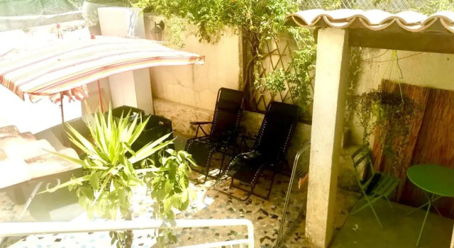 Charmant T2 en Rez-de-jardin terrasse + parking, Забронировать Апартаменты/квартира Отели Ниццы с парковкой, Парковка