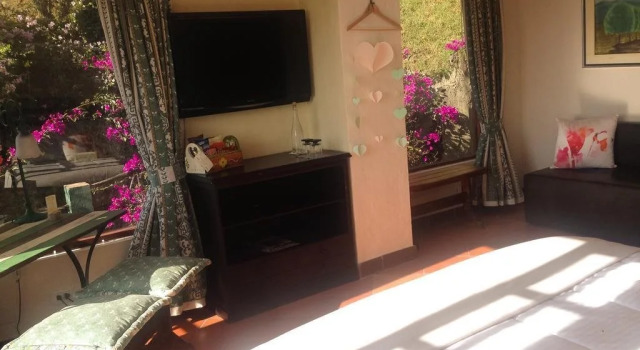 MonteMadero Casa Hotel, Book Hotel Hotels in Cota with Parking, Parking