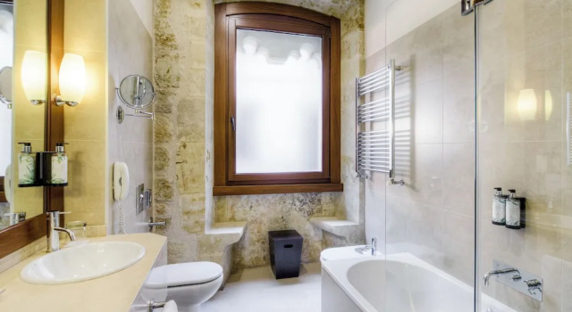 Номер Classic Sercotel Puerta de la Catedral