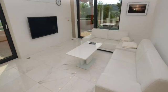 Modern Apartment in Lipno 200m From the Shore and 800m From the ski Lift, Забронировать Апартаменты/квартира Липно-над-Влтавой Водохранилище Липно, рядом с Lipno Rope Park