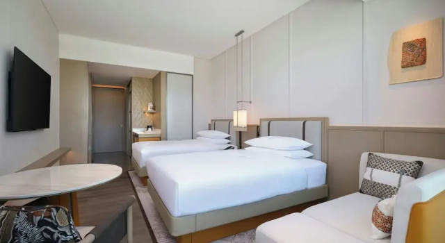 Courtyard By Marriott Korla, Rezerwuj Hotel Hotele w Korla z parkingiem, Parking