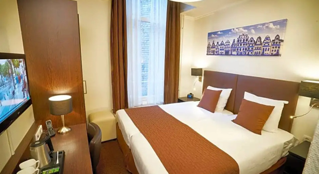 Номер Standard Hotel Nes Amsterdam