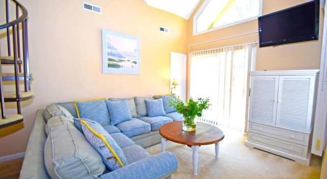Seascape-heron Harbour 206-18 1 Bedroom Townhouse by Redawning