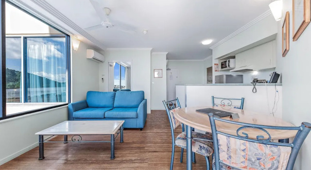 Tropical Marina views 1bedroom, Забронировать Апартаменты/квартира Апартаменты Эрли-Бич, рядом с Рынок пляжа Эйрли, Апартаменты/квартира