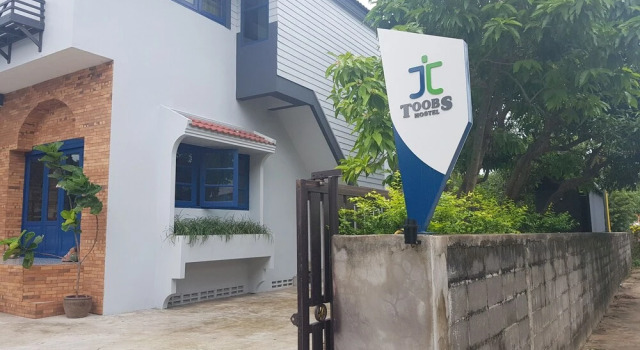 Toobs Hostel - Adults Only, Varaa Hostelli Hotellit North-Eastern Thailand pysäköinnillä, Pysäköinti