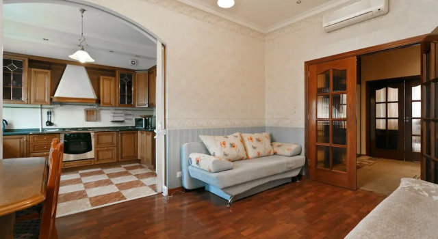 Home Apart Ulianovskaya Str 32