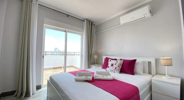 Апартаменты с 2 комнатами с балконом Quarteira Ocean Breeze 2 by Homing