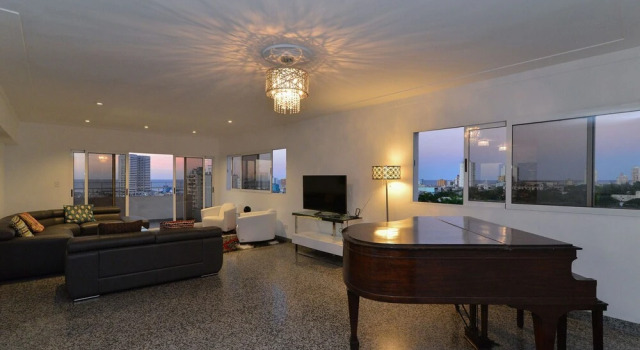 Big City Penthouse 360 View, Забронировать Отель Vedado Гавана, рядом с Revolution Square
