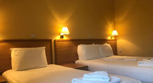Семейный номер Standard с видом на море Queens Hotel
