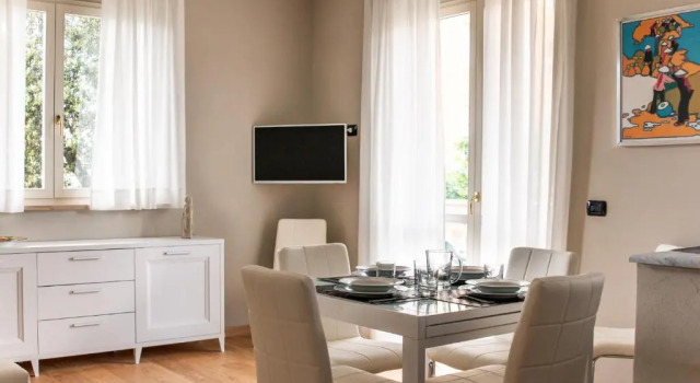 2-bedroom apt, with balcony & aircondition - 50 m from the beach