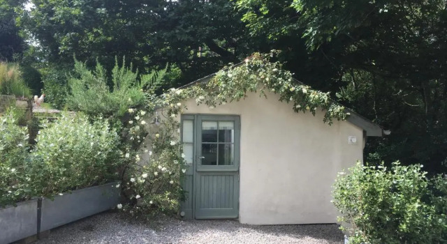 Cosy studio nestled in the Cornish countryside, Book Hotel Constantine Cornwall