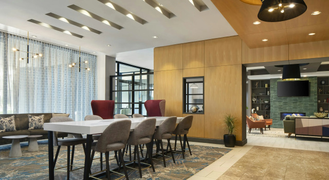 DoubleTree by Hilton Hartford Downtown