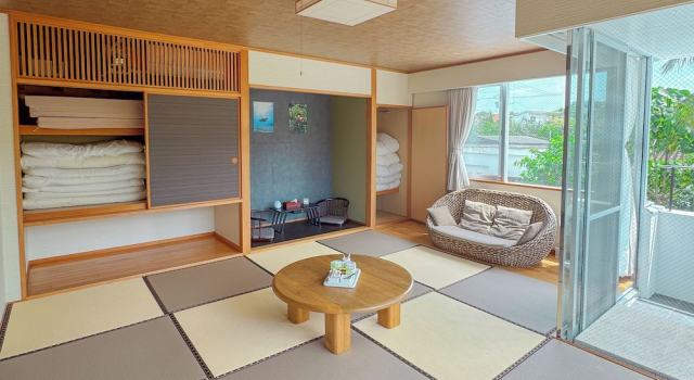 Четырёхместный номер Standard с балконом и с видом на горы Sky Ocean - Ishigaki Eco-Resort - Newly Renovated