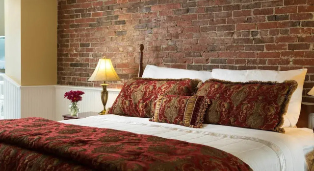 Lord Camden Inn, Забронировать Отель Бизнес-отели Камден, рядом с Mount Battie, 4* 5*