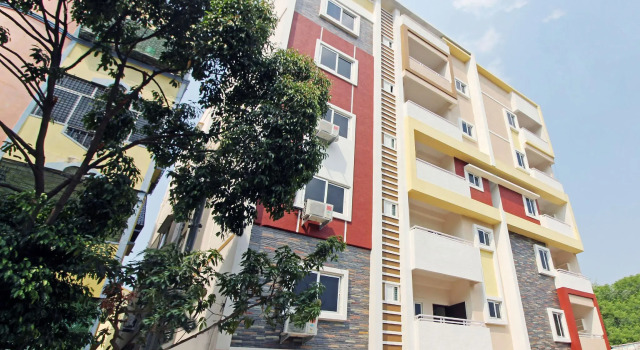 OYO 37762 P Homes, Rezerwuj Hotel Kukatpalli 