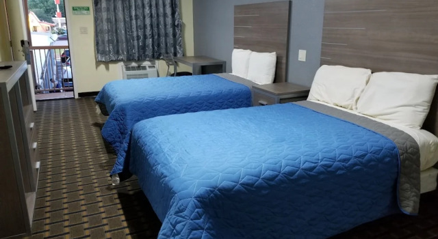 AmeriStay Inn &Suites, Varaa Hotelli Orange Houston
