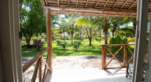 Номер Standard с видом на сад Tanzanite Beach Resort