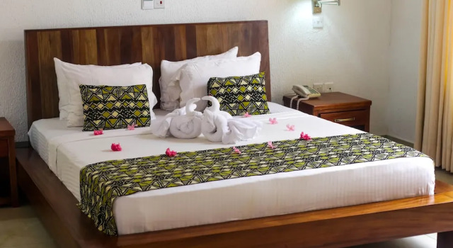 Люкс Coconut Grove Beach Resort