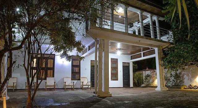 Aura City Hostel, Забронировать Хостел Анурадхапура округ Анурадхапура