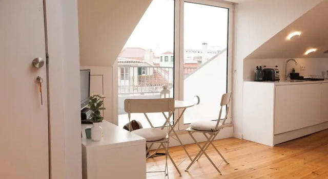 Cosy Studio in Lapa District, Забронировать Отель Эштрела , рядом с Рату