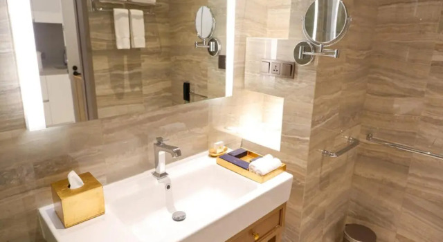 Номер Deluxe The Grand Mansion Menteng