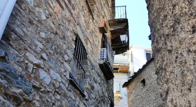 Casa Rural La Zambrana, Prenota Hotel Erías Spagna