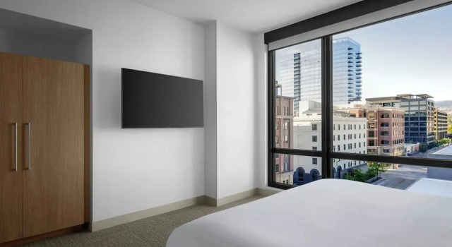 Element by Marriott Boise Downtown, Забронировать Отель Отели Бойсе 3 звезды, рядом с Музей спорта и зал славы Sports Humanitarian, 3*