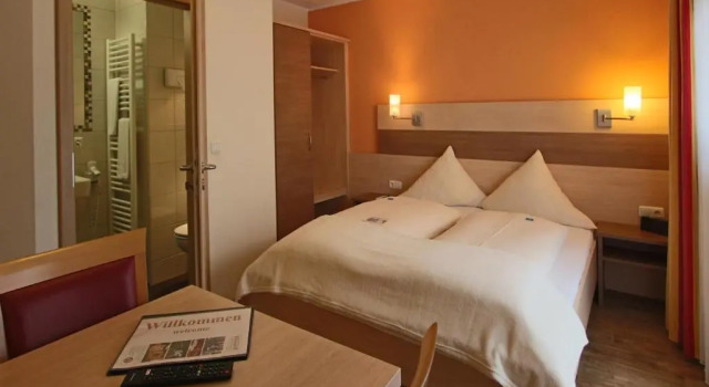 Апартаменты с 2 комнатами Gästehaus Zehmerhof bei Erding