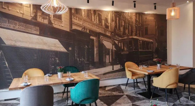 Кровать в общем номере Mercure Cieszyn