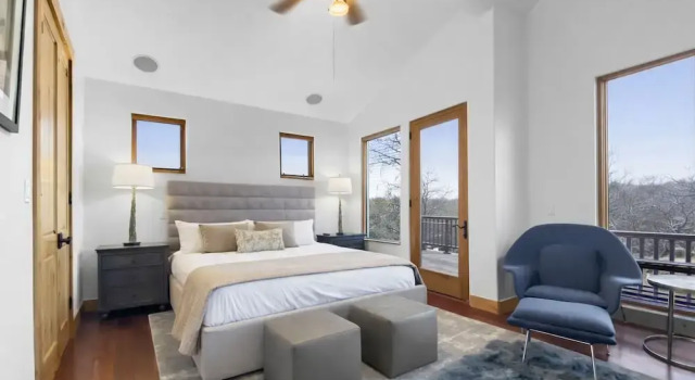 502 Woodside Gold Coast! 6 Bedroom Home by RedAwning