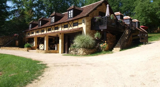 Коттедж с 3 комнатами Le Coustal