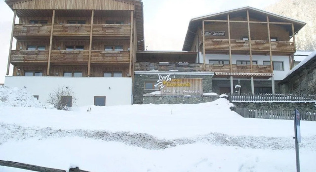 Hotel Edelweiss, Book Hotel Slingia Solda all'Ortles