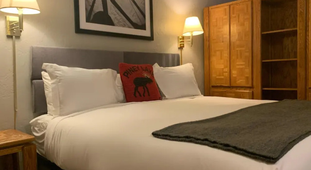 Lift House Lodge, Vail Lionshead Studio Condo, Walk to Gondola, Забронировать Дом для отпуска Отели Вейл с парковкой, Парковка