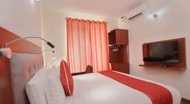 Canary Hop, Rezervovat Hotel Hotely v Bangalore s parkováním, Parkování