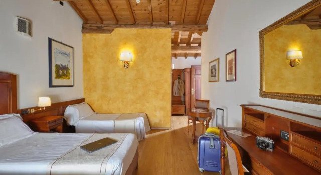 Трёхместный номер Standard Hotel Villa Malaspina