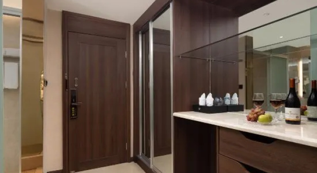 Двухместный люкс Deluxe Xiangxi Grand Hotel