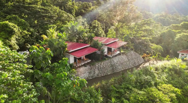 Вилла с частичным видом на океан Natures Edge Boutique Hotel