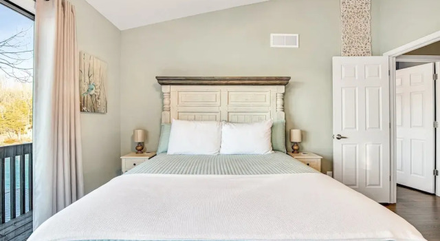 Captivating Views, Amazing Design and Lake Living, Prenota Boutique Boutique hotel a Missouri, Boutique