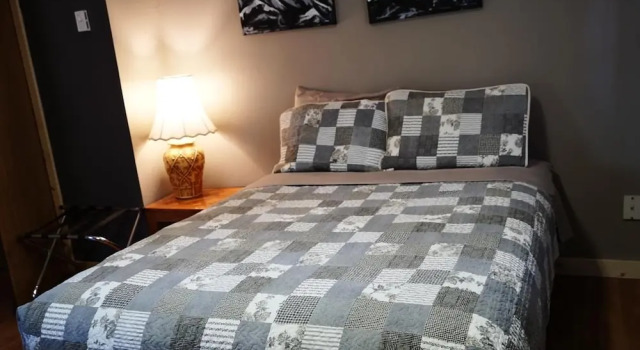 Overlook Inn & Cabins, Buchen Sie Gasthaus Mini-Hotels in British Columbia, Gasthaus