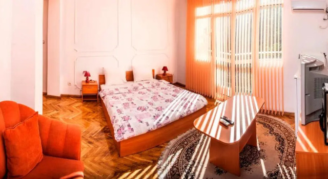 Sofia Apartment in House 8 boulevard Hristo Botev, Book Apartment Bov Sofia