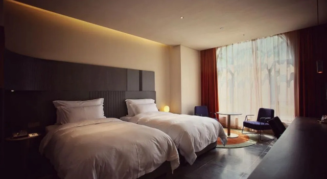 ZuoYouKe Theme Hotel