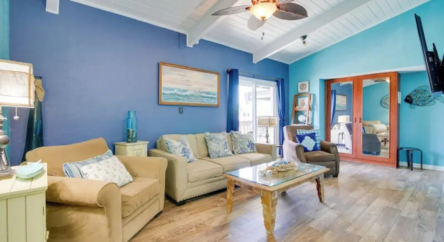 Апартаменты c 1 комнатой с балконом Beachfront, Pet-friendly South Padre Island Condo