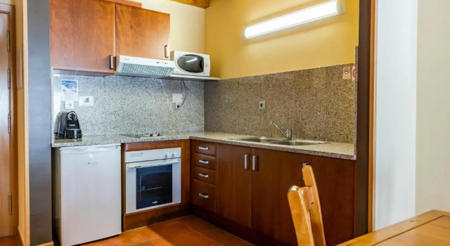 Апартаменты с балконом Apartaments Sant Moritz