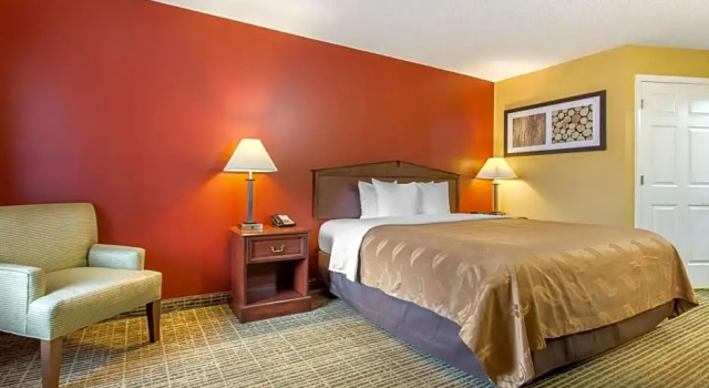Номер Standard Quality Inn Laurinburg